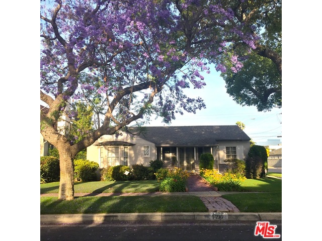 1490 Glenville Dr.