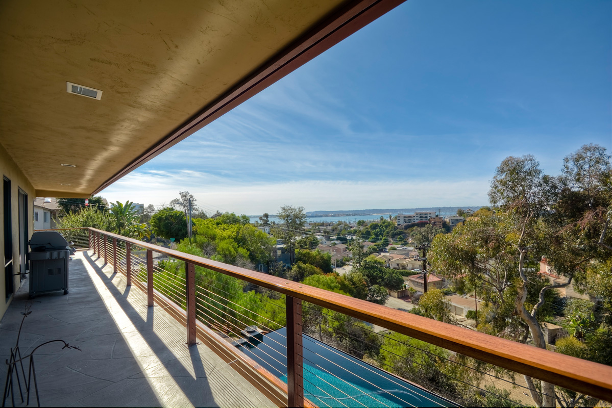 426 W Nutmeg Street