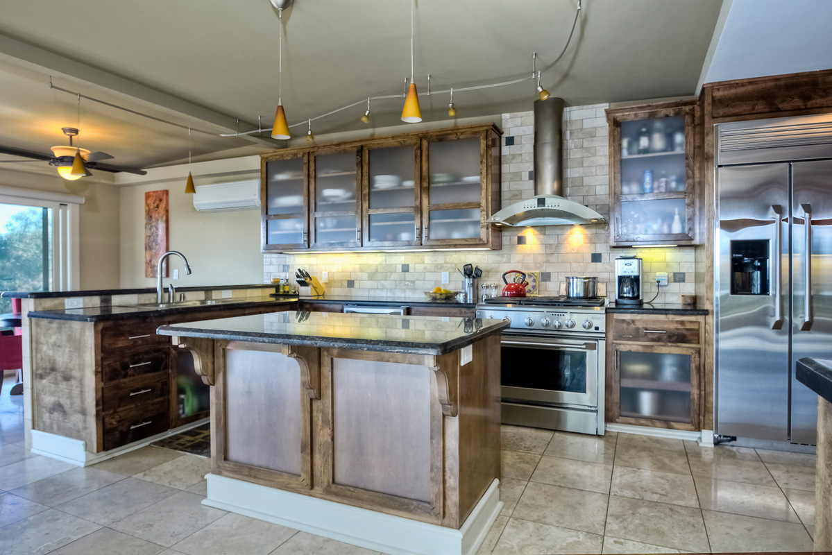 426 W Nutmeg Street