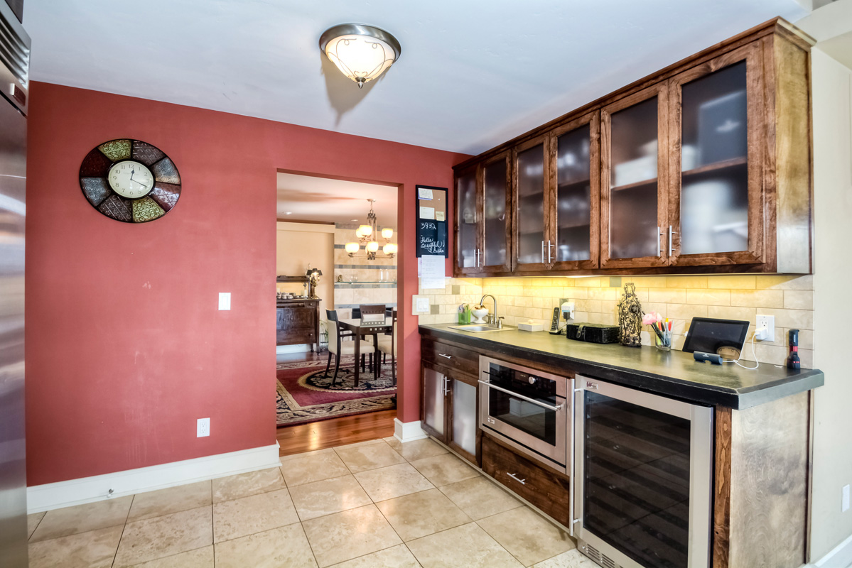 426 W Nutmeg Street
