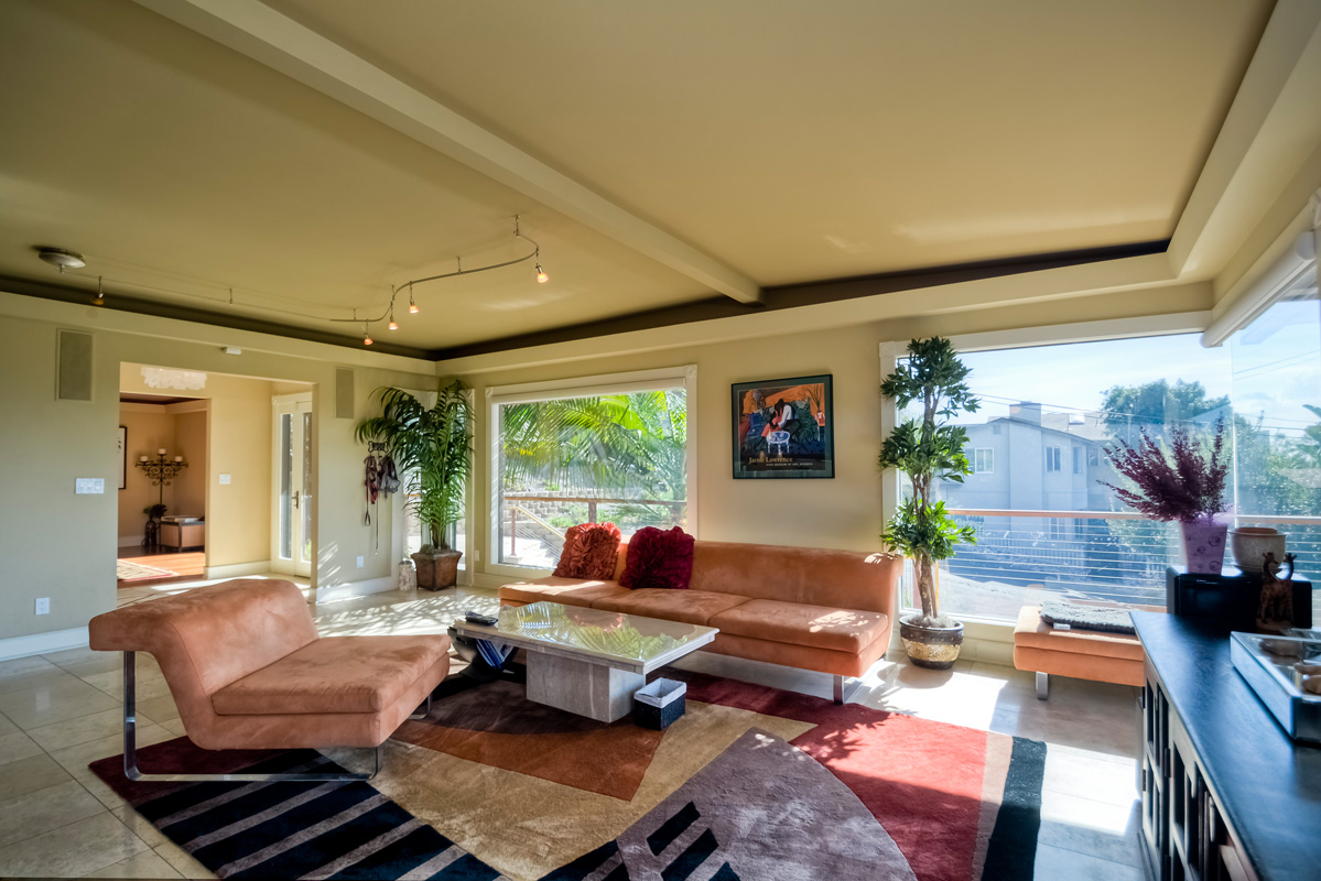 426 W Nutmeg Street