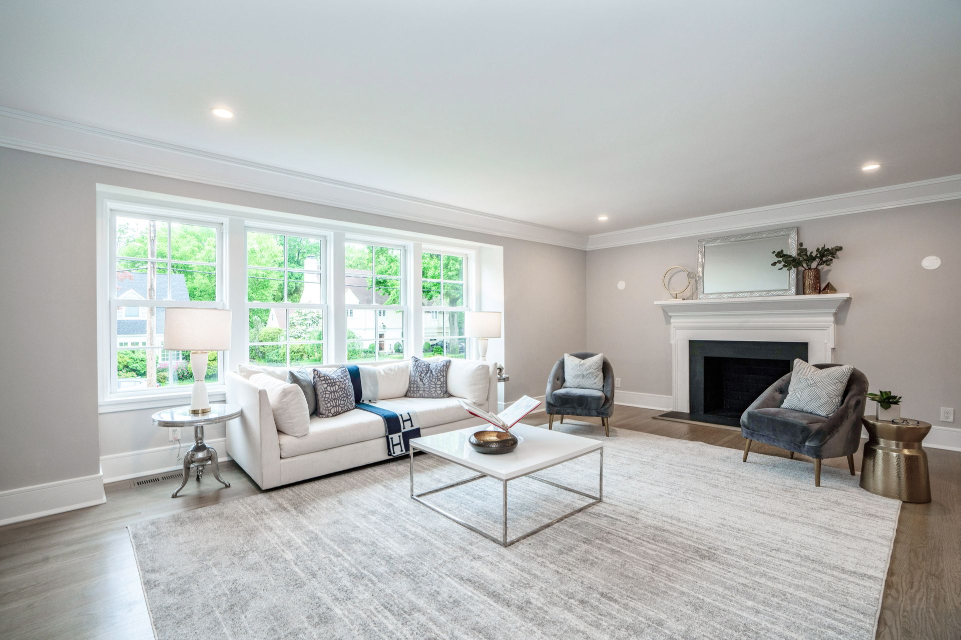 10 Mohegan Road