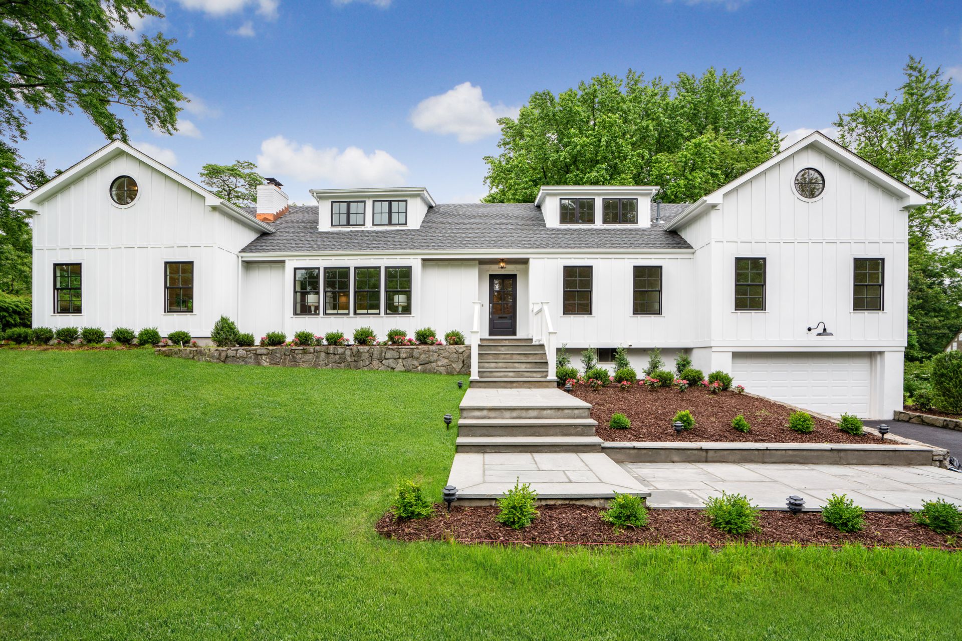 10 Mohegan Road