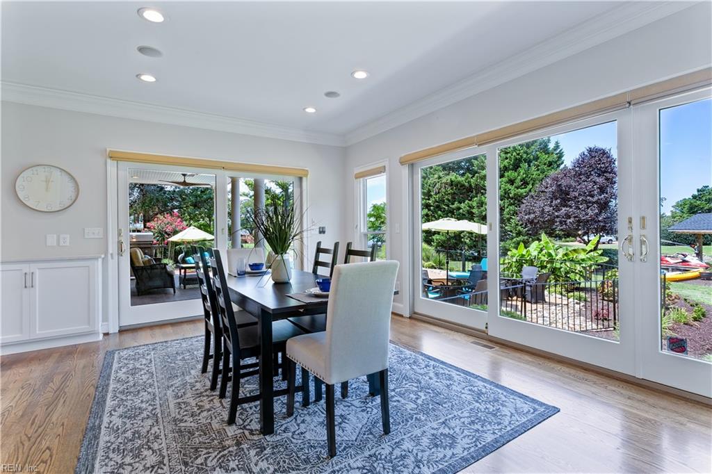 14 Twin Creek Road