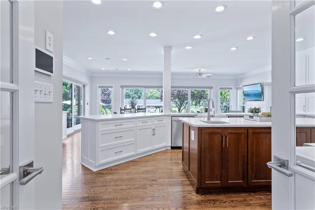 14 Twin Creek Road