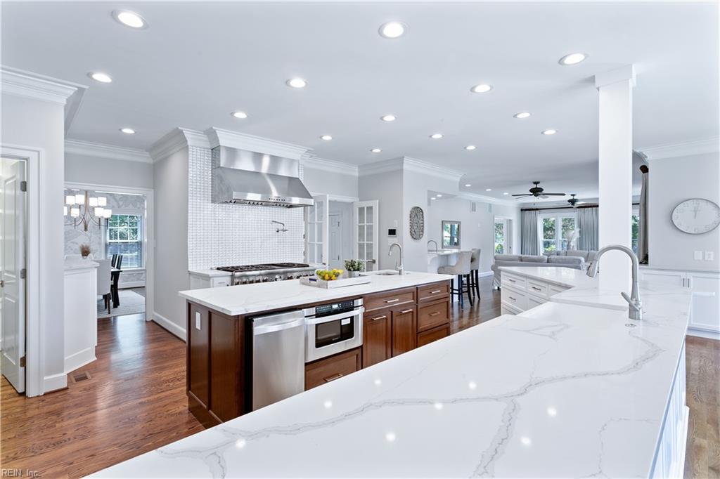 14 Twin Creek Road