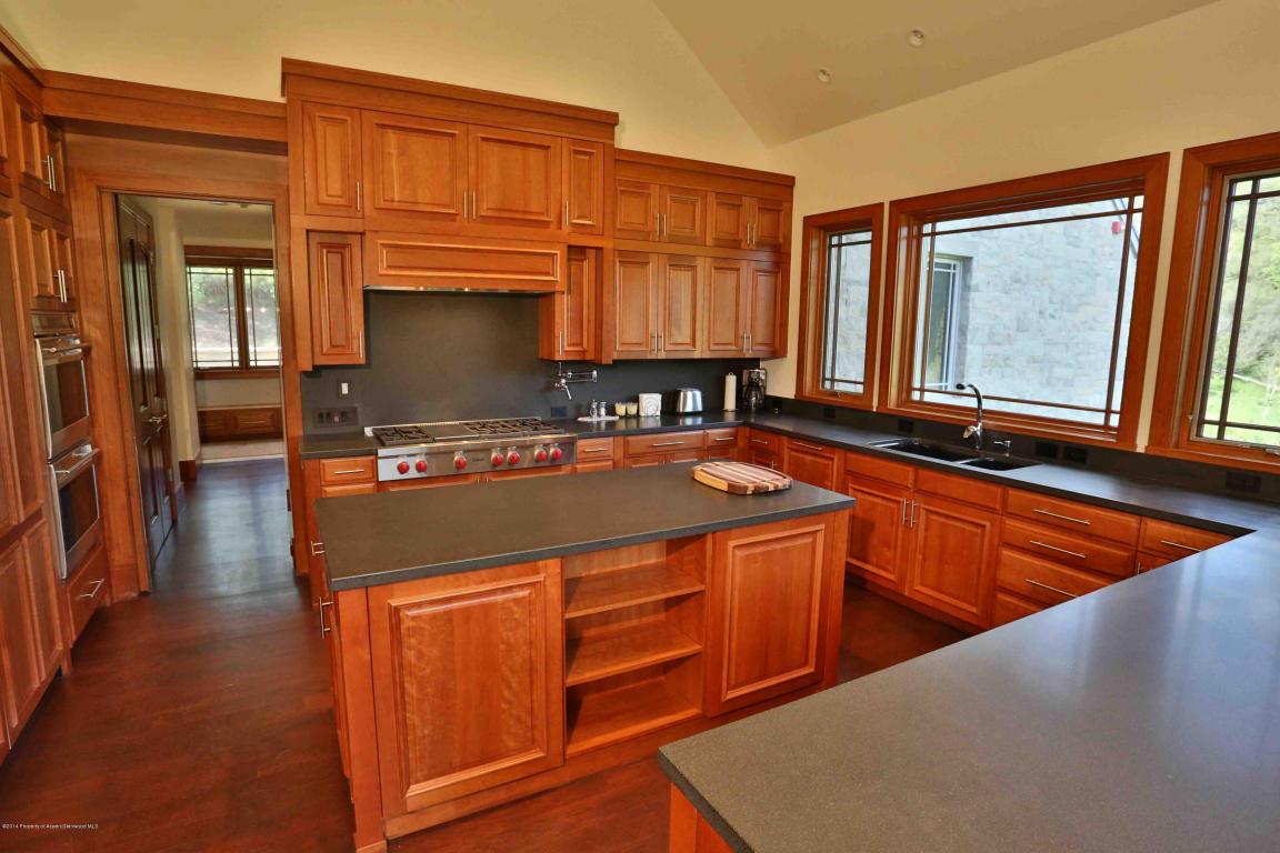 6889 Capitol Creek