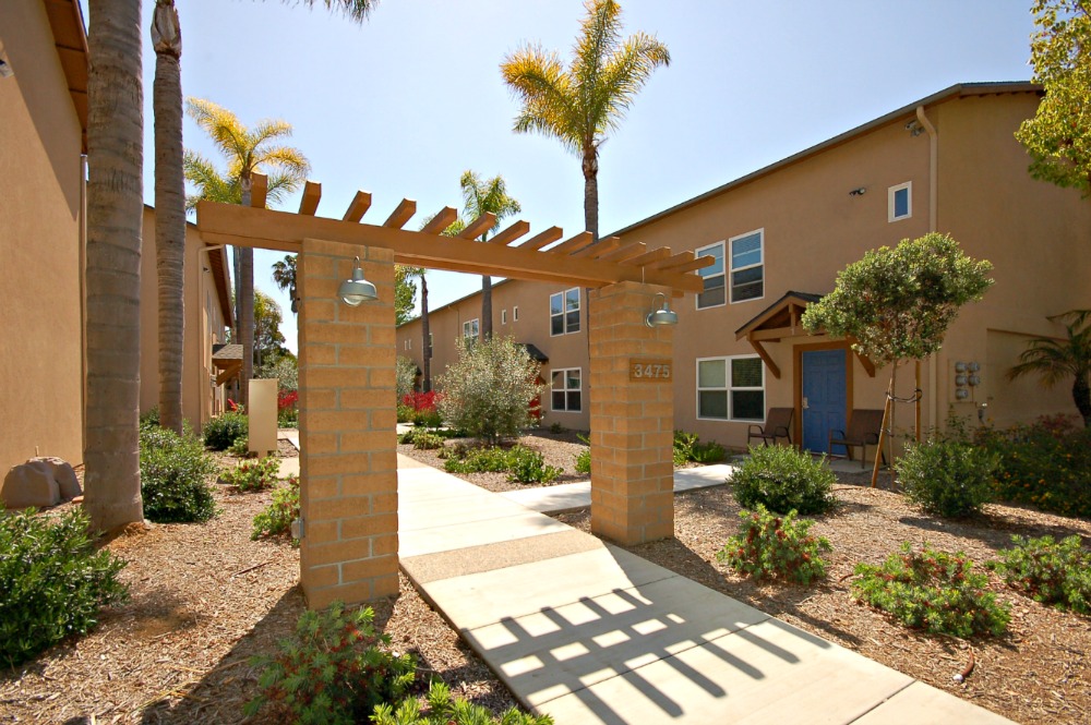 3475 Roosevelt St 1-12