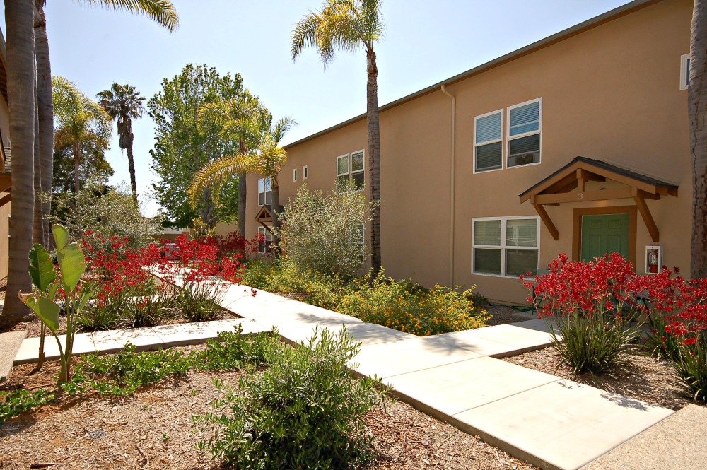 3475 Roosevelt St 1-12