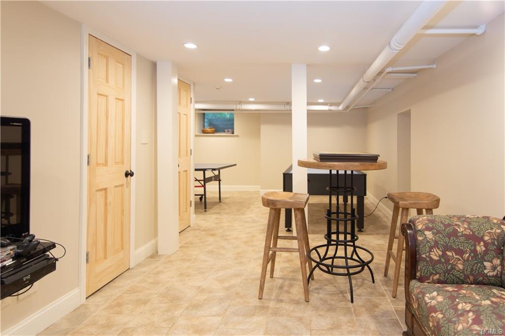 48 Benedict Place