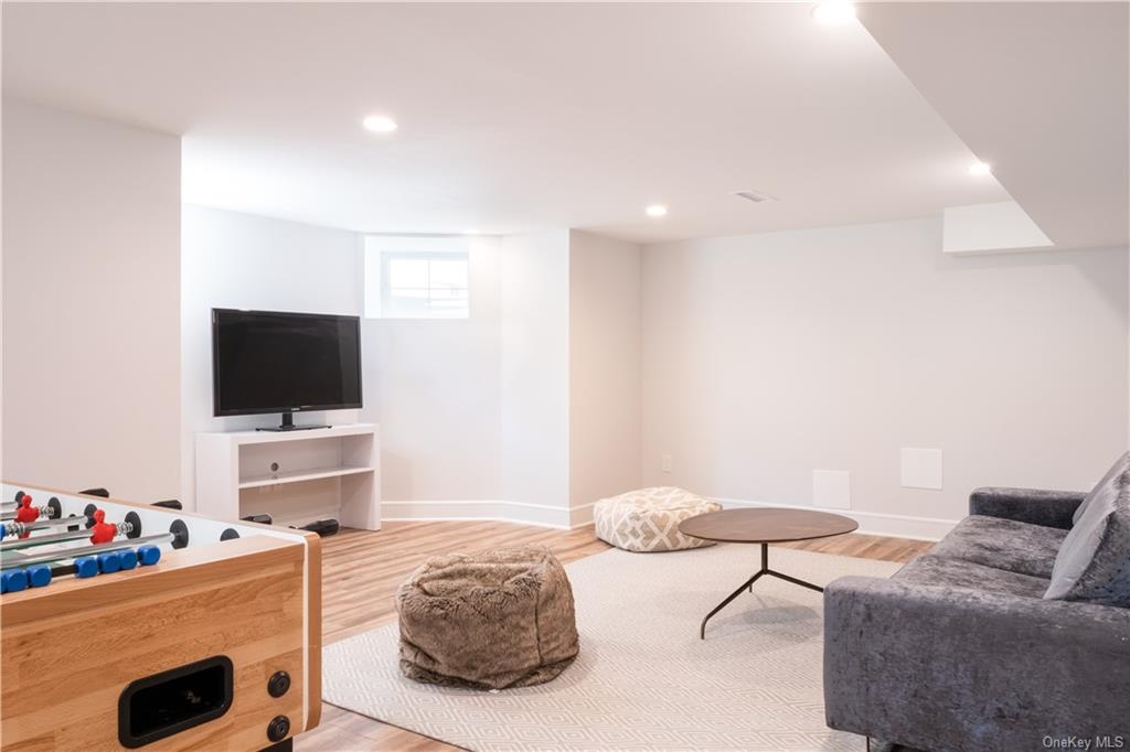 111 Third Avenue