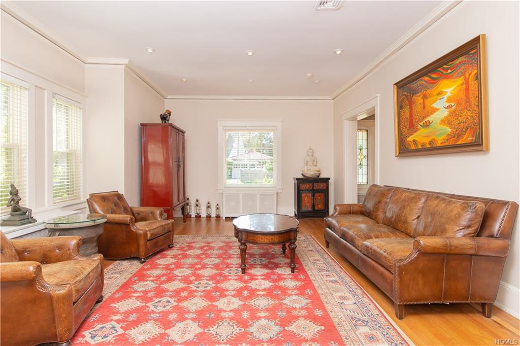 48 Benedict Place