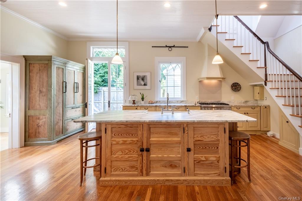 525 Wynnewood Road