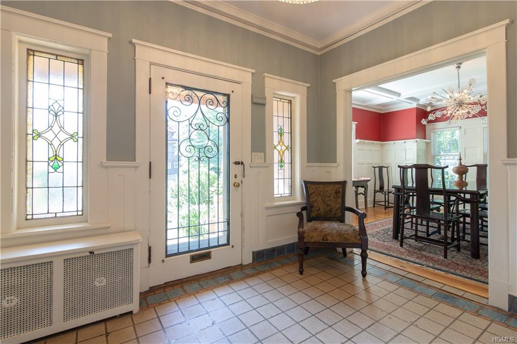 48 Benedict Place