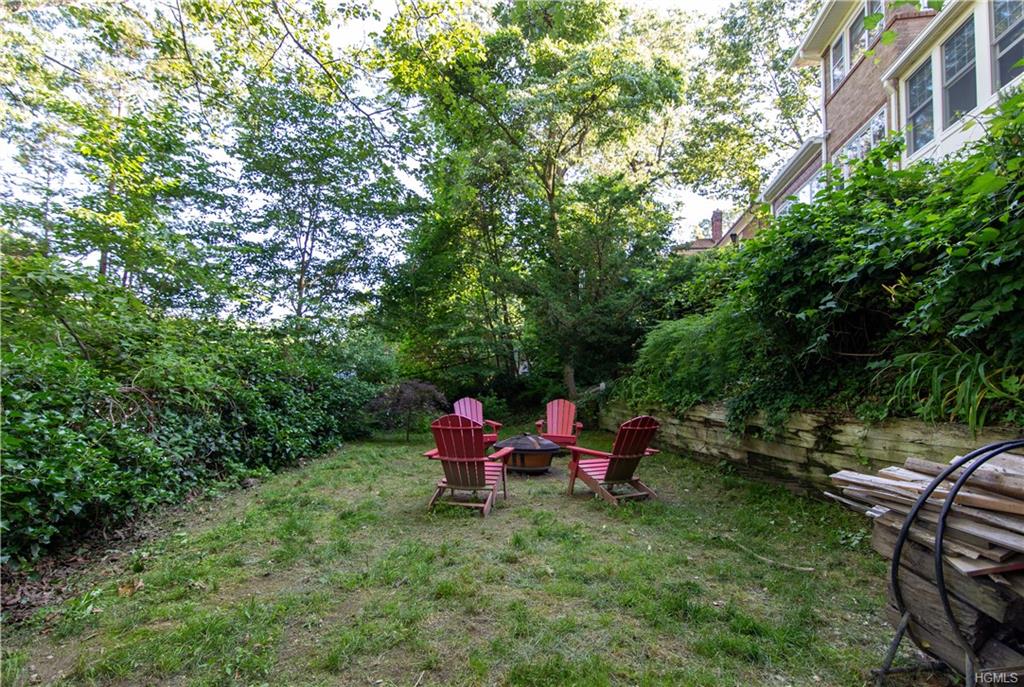 48 Benedict Place