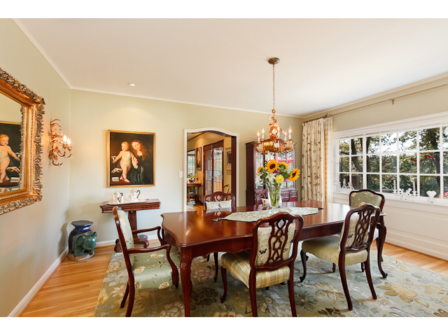 16715 Phantom Bluff Court