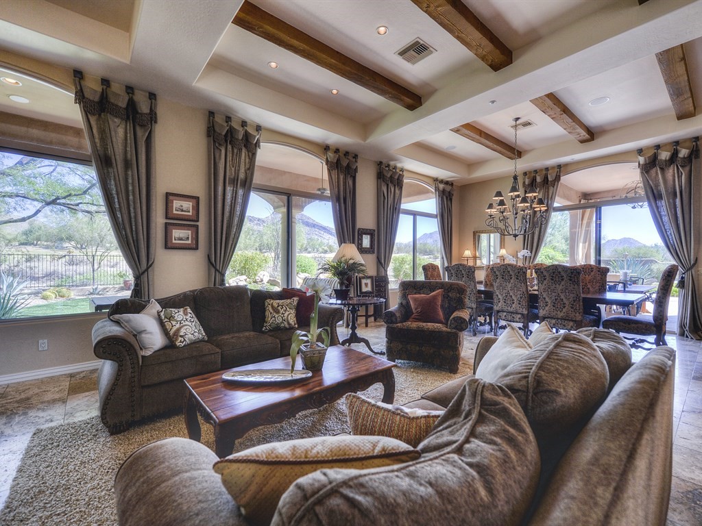 9290  E Thompson Peak Pkwy 123