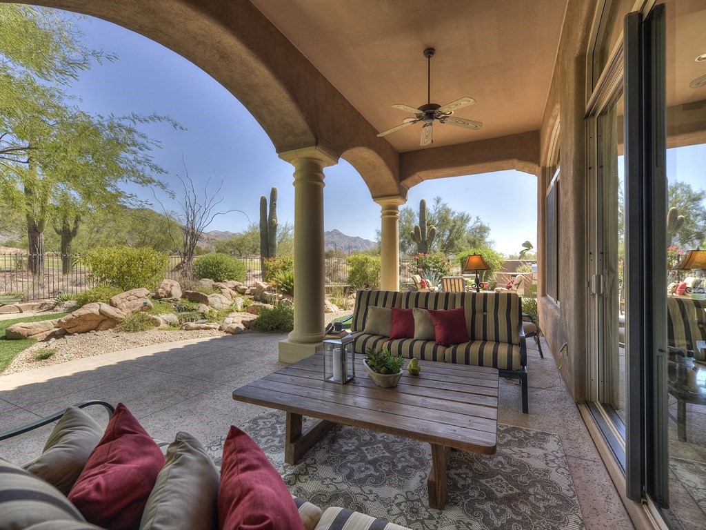 9290  E Thompson Peak Pkwy 123