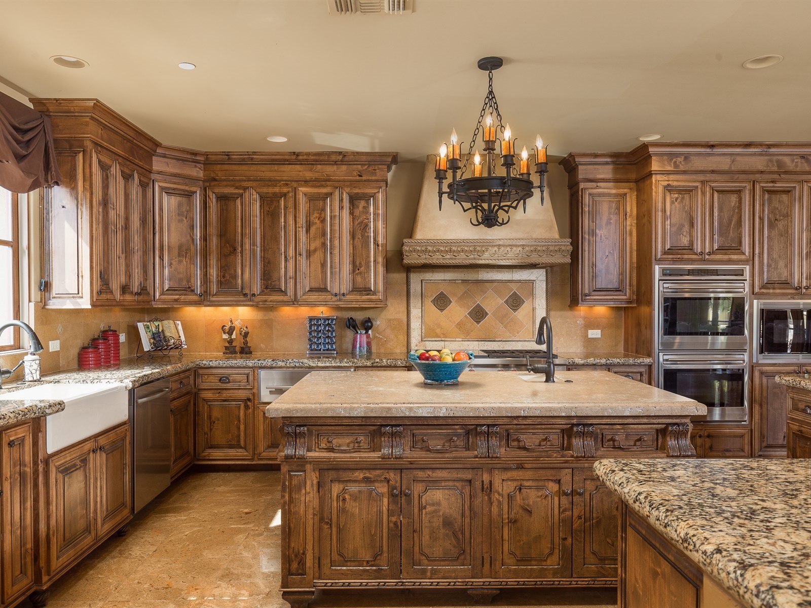 9290 E  Thompson Peak Pkwy 423