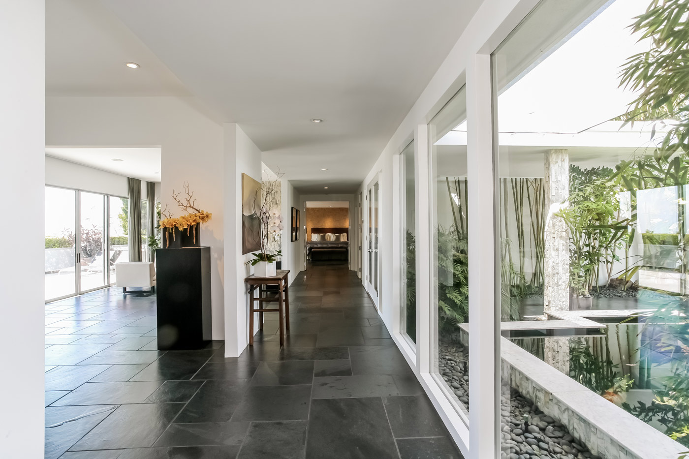 2550 Apollo Drive