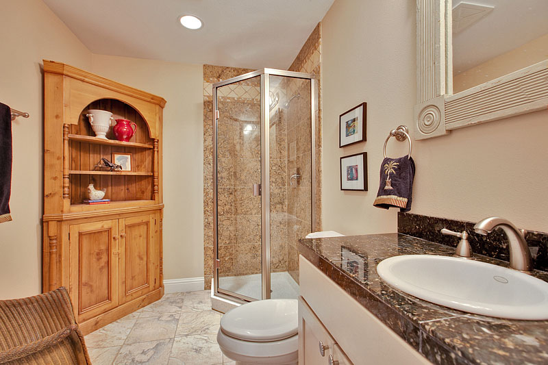 1429 E. Lake Sammamish Shore Lane SE