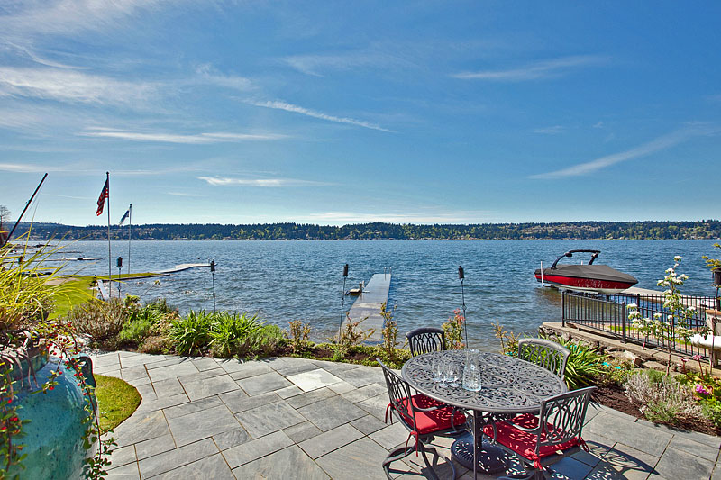 1429 E. Lake Sammamish Shore Lane SE