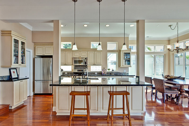 1429 E. Lake Sammamish Shore Lane SE
