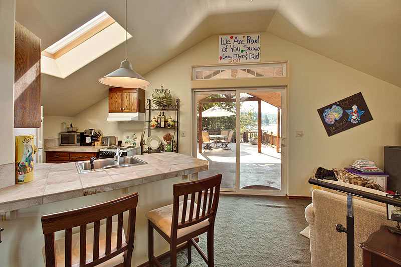 1155 E. Lake Sammamish Pkwy SE