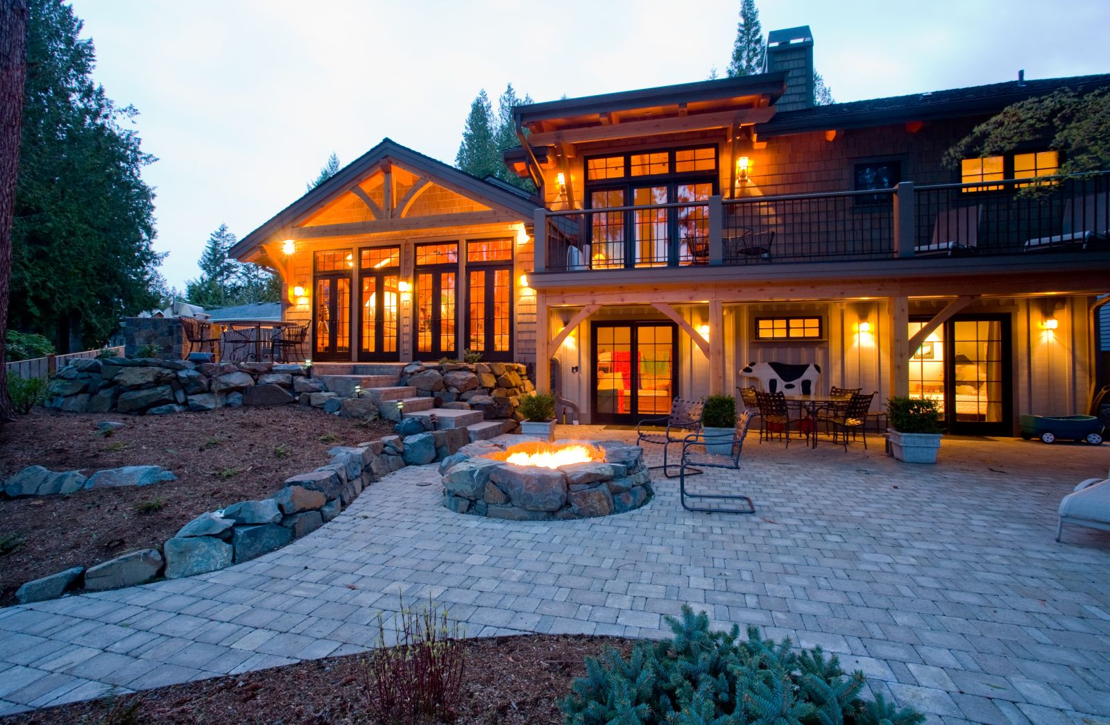 2211 E. Beaver Lake Drive SE