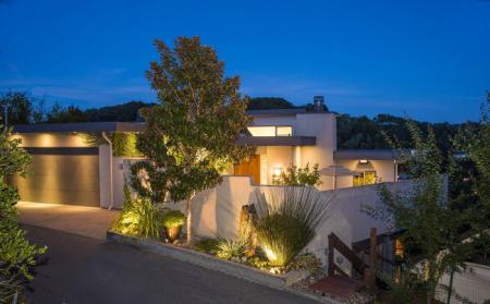 44 Hillcrest Road