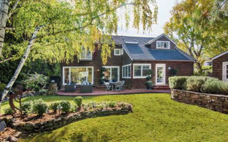2 Fernhill Avenue