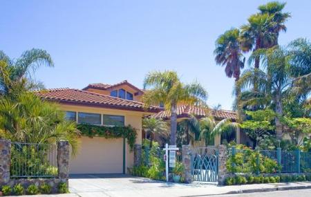 87 Saint Thomas Way