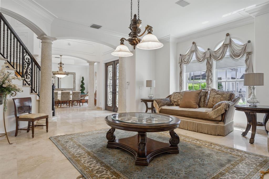 10 Bella Vista Ave