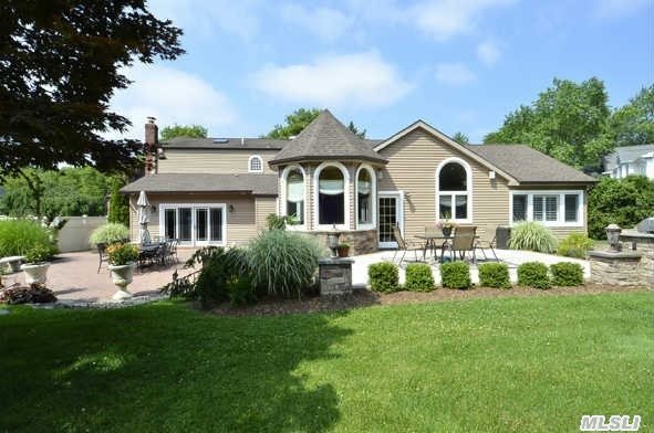 32  Highfield Ct