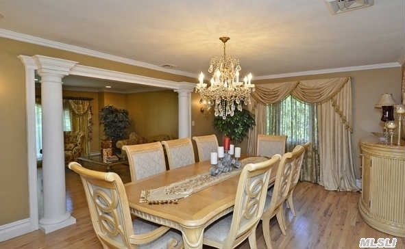 32  Highfield Ct