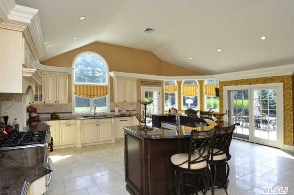 32  Highfield Ct