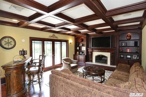 32  Highfield Ct