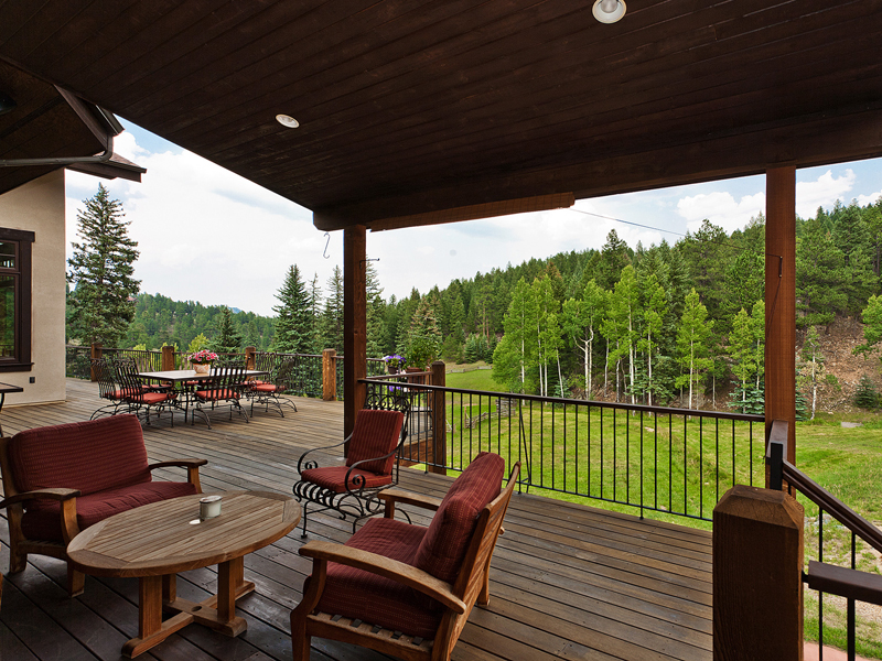 Twin Creeks Ranch
