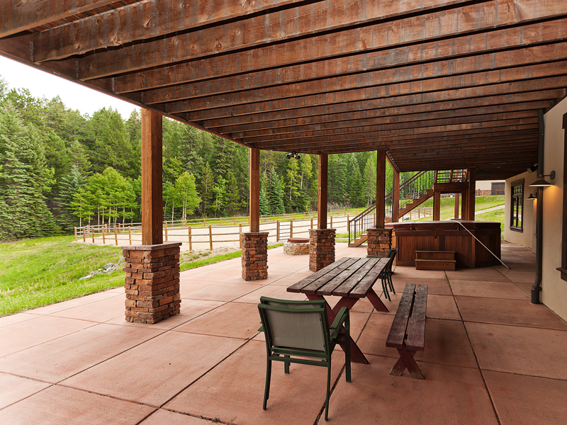 Twin Creeks Ranch