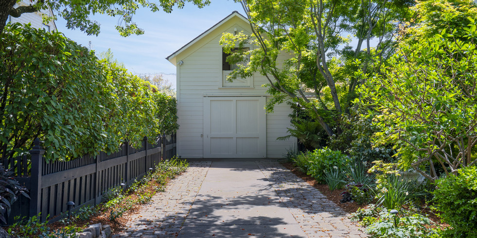 1605 Spring Mountain Rd