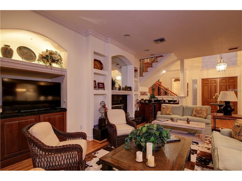 56  WINDWARD IS