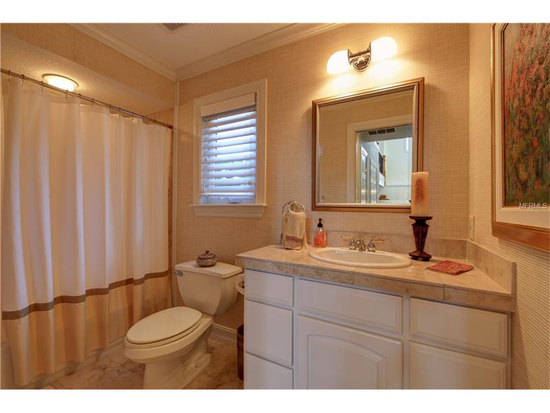56  WINDWARD IS