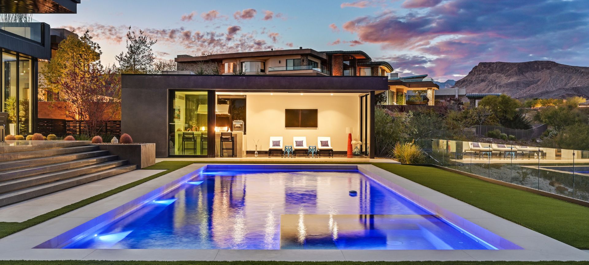 44  Hawk Ridge Drive