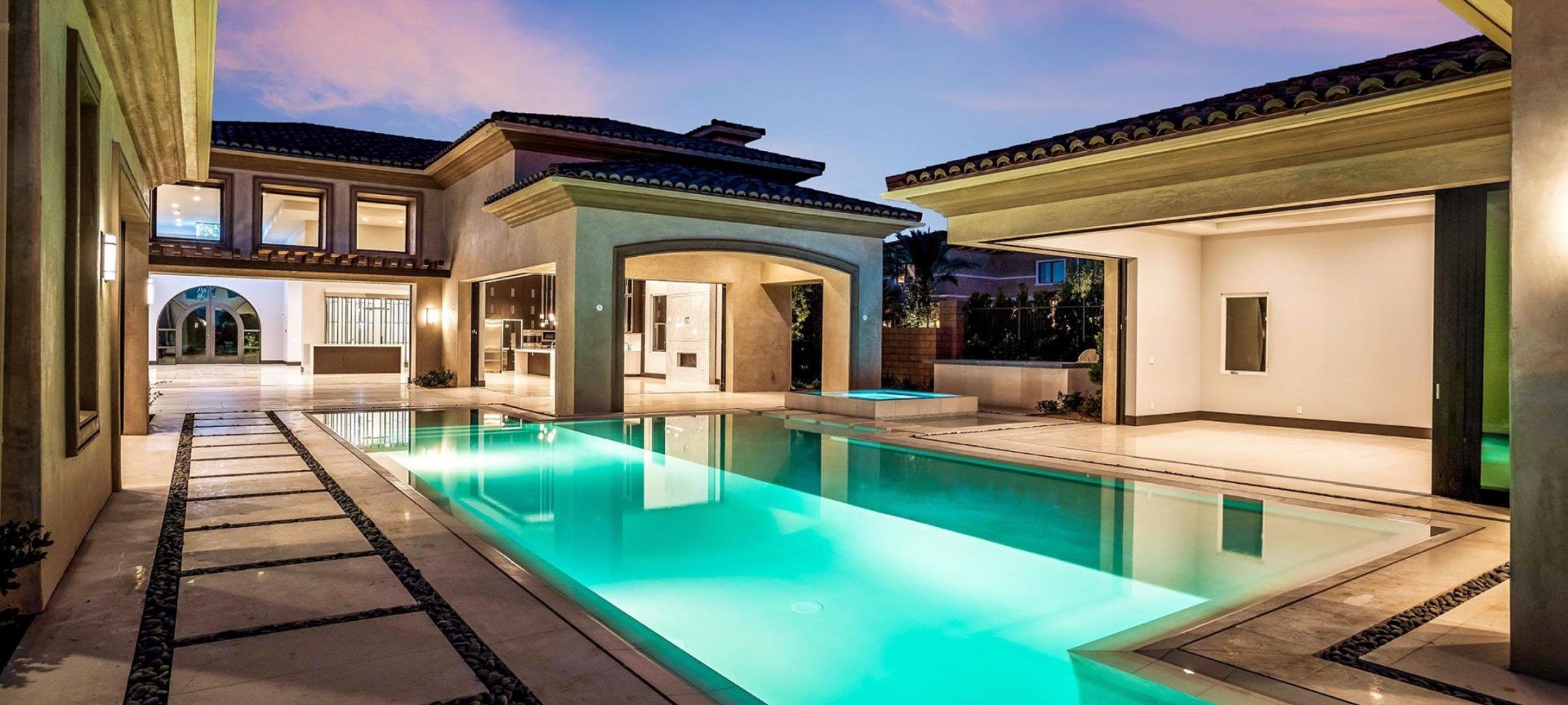 19 Pebble Hills Court 