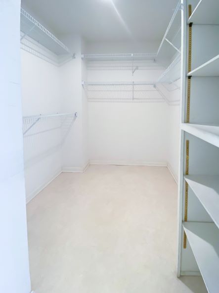 529 S Prewitt