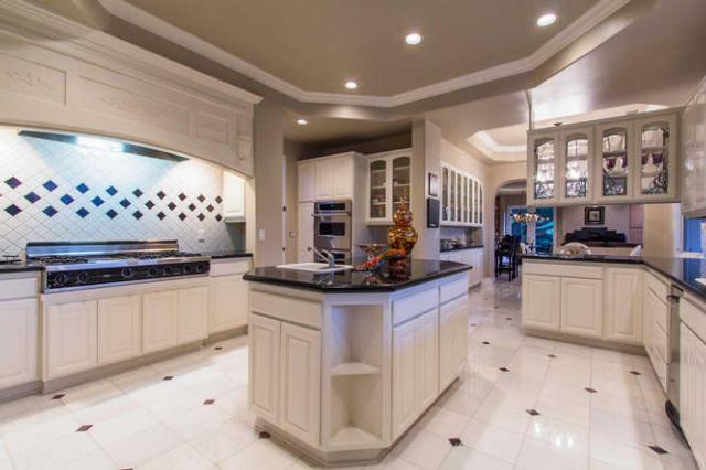 22537 Summit Ridge
