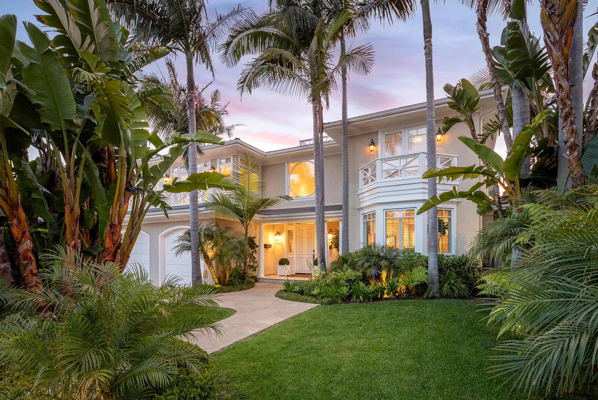 427  El Medio Avenue