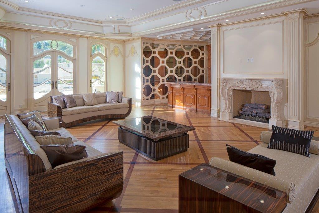 901 N Alpine Dr.