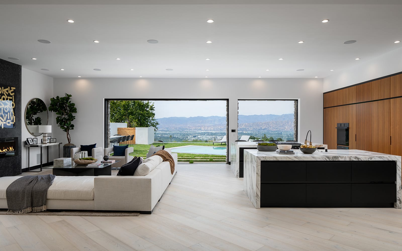 8338  Skyline Drive