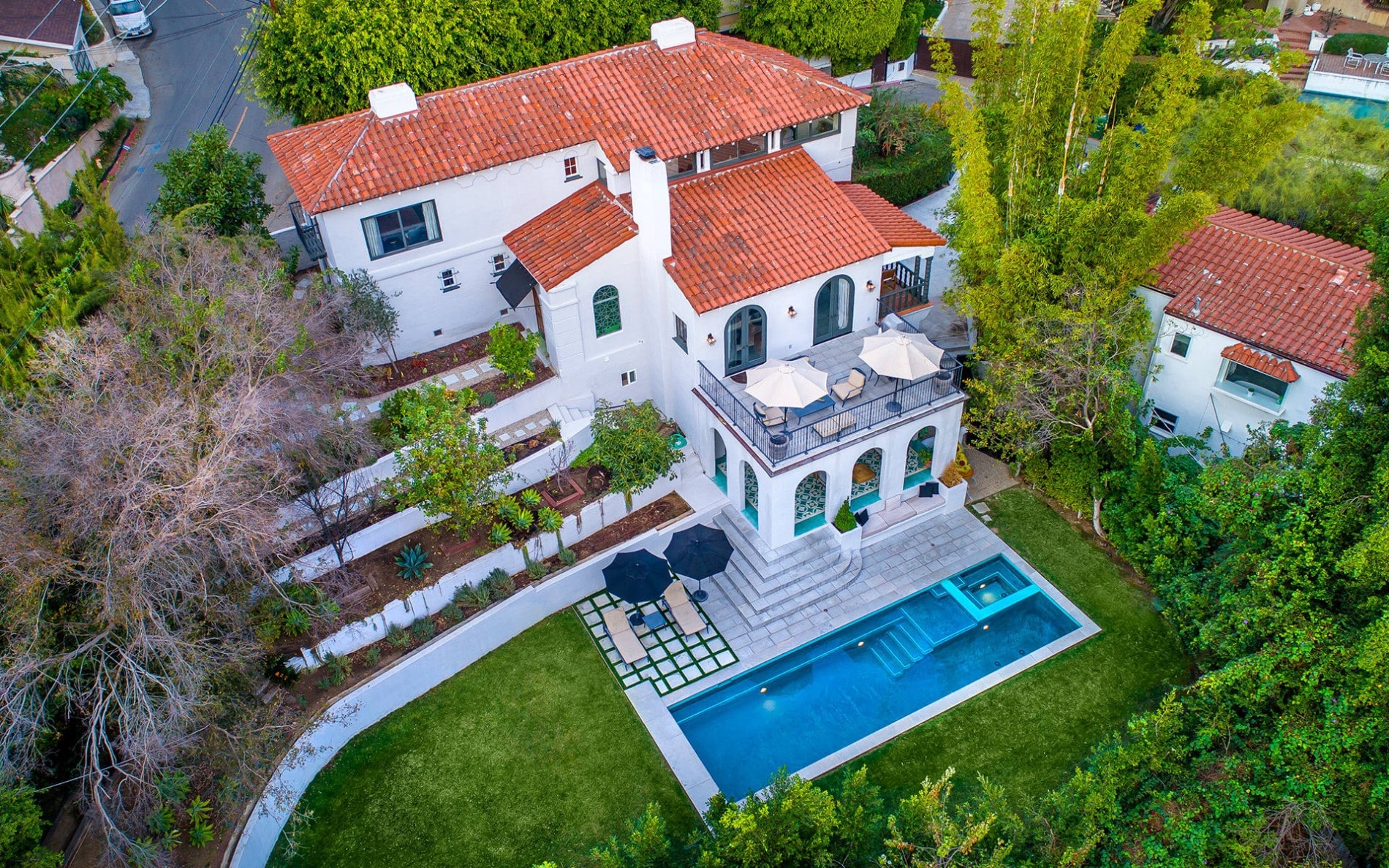 1512  Sunset Plaza Drive